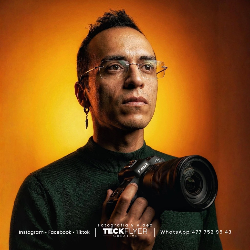 Daniel Martínez — Maestro Restaurador y Especialista en Conservación Digital